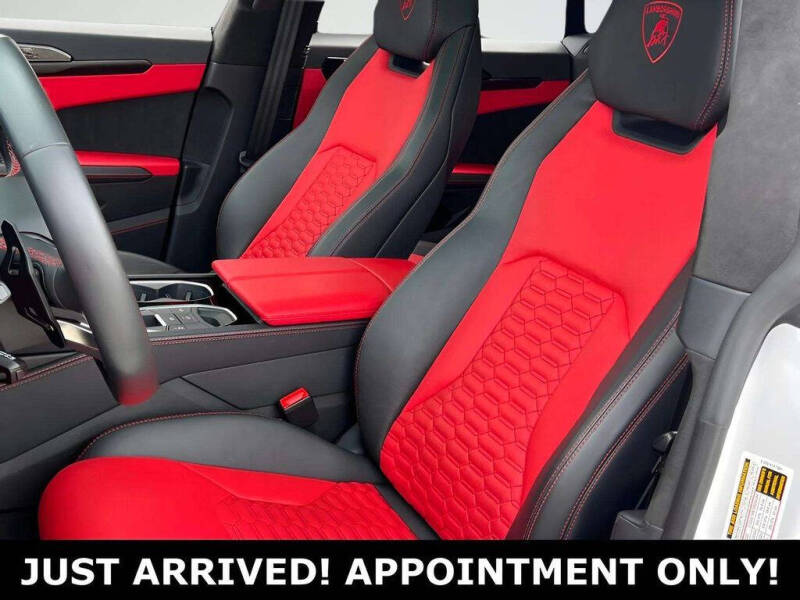 2022 Lamborghini Urus