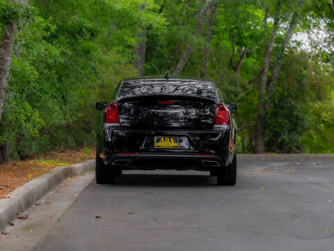 2019 Chrysler 300 S