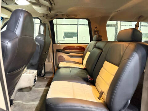 2005 Ford Excursion Eddie Bauer