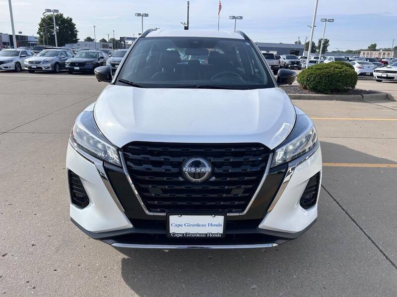 2024 Nissan Kicks SR