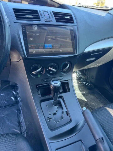 2012 Mazda MAZDA3 i Touring