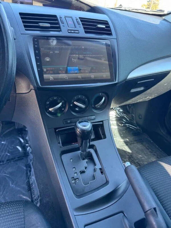 2012 Mazda MAZDA3 i Touring