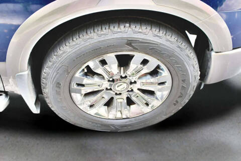 2017 Nissan Titan Platinum Reserve