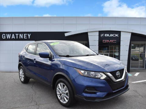 2021 Nissan Rogue Sport for sale at DeAndre Sells Cars in North Little Rock AR
