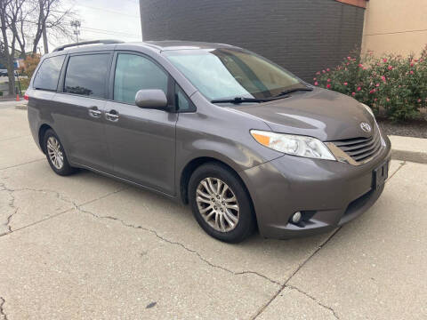 2012 Toyota Sienna for sale at Third Avenue Motors Inc. in Carmel IN