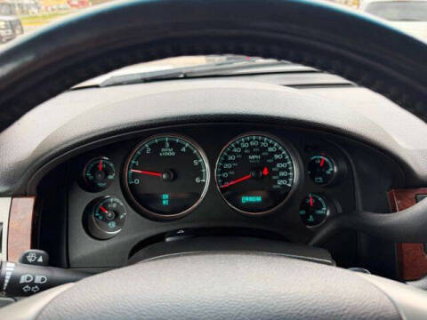 2014 Chevrolet Suburban LT