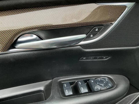 2017 Cadillac XT5 Platinum