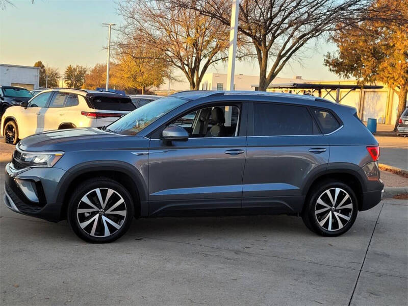 2023 Volkswagen Taos SE