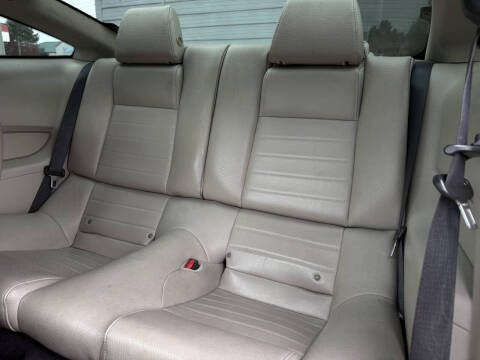 2011 Ford Mustang V6 Premium