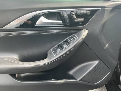 2019 Infiniti QX30 Essential