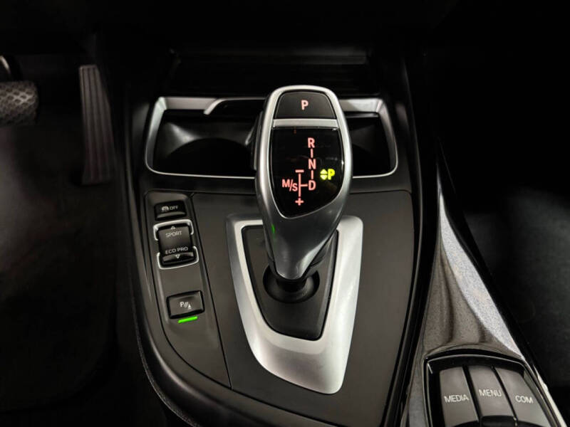 2020 BMW 2 Series 230i