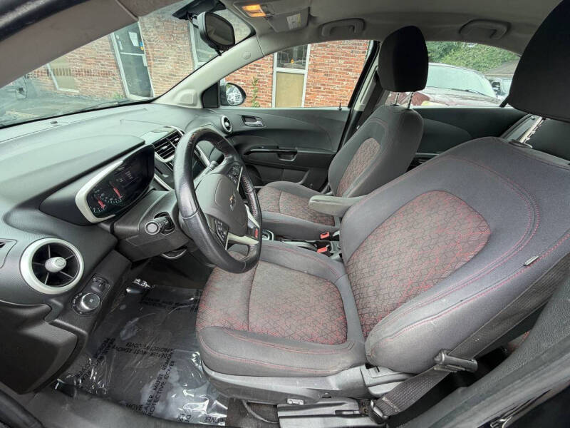 2018 Chevrolet Sonic LT Auto