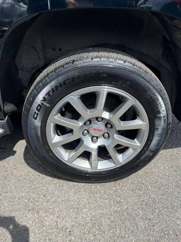 2017 GMC Yukon Denali