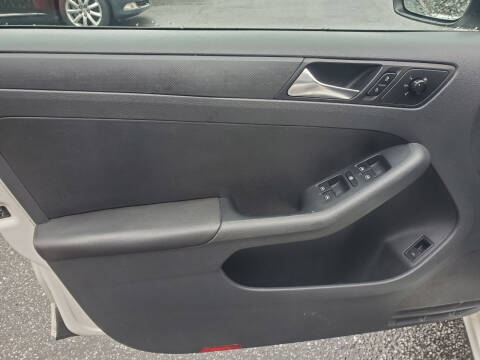 2011 Volkswagen Jetta SE