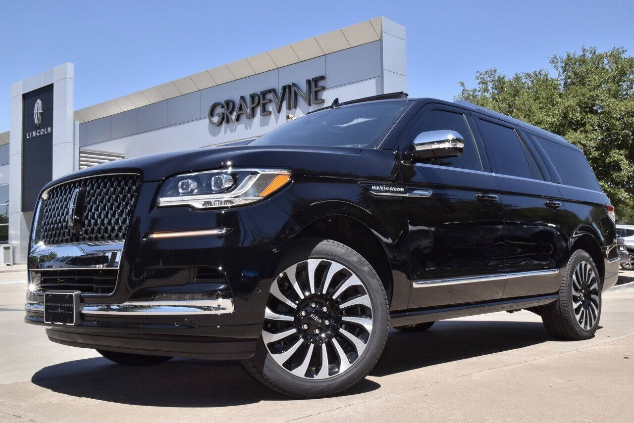 REVIEW: 2023 Lincoln Navigator L Black Label 4X4