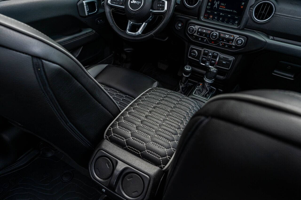 2020 JEEP Wrangler SUV / Crossover - $57,999