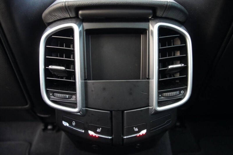 2014 Porsche Cayenne S
