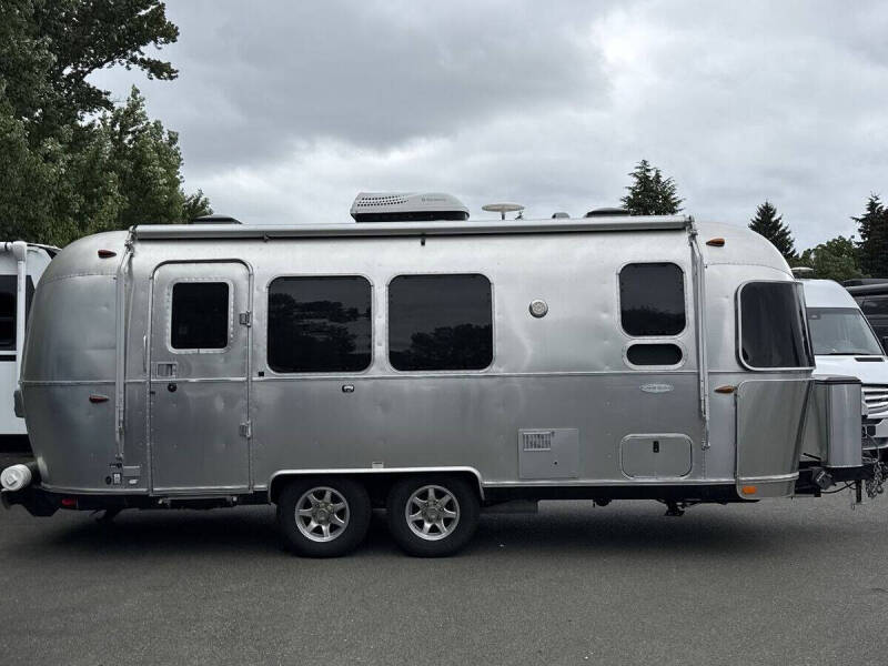 2017 Airstream Flying Cloud