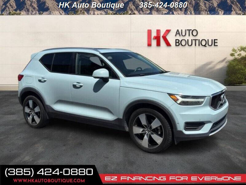 2019 Volvo XC40 T5 Momentum