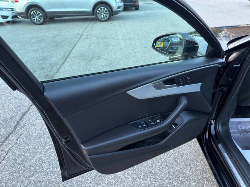 2017 Audi A4 2.0T quattro Premium