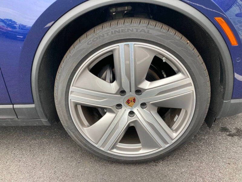 2024 Porsche Macan 4 Electric