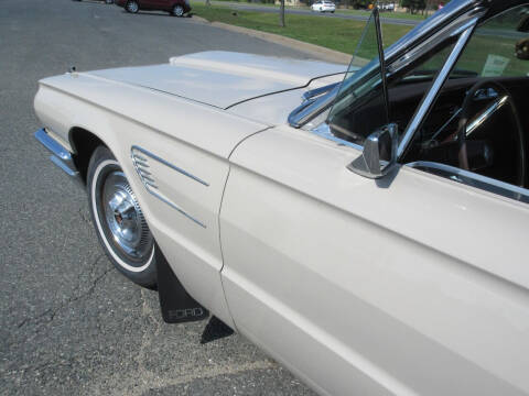 1965 Ford Thunderbird