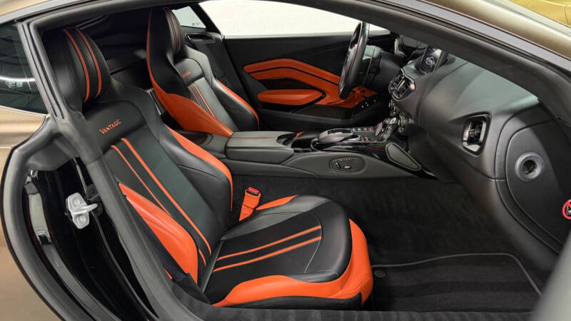 2021 Aston Martin Vantage