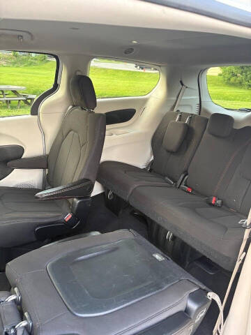 2017 Chrysler Pacifica Touring