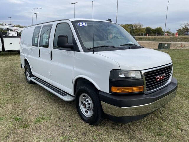 2024 GMC Savana 2500