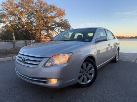 2005 Toyota Avalon