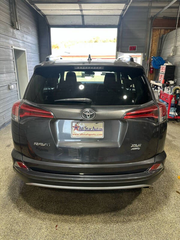 2018 Toyota RAV4 XLE photo 8