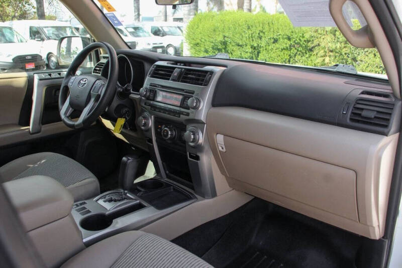 2013 Toyota 4Runner SR5