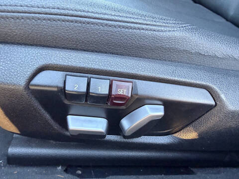 2017 BMW 3 Series 320i