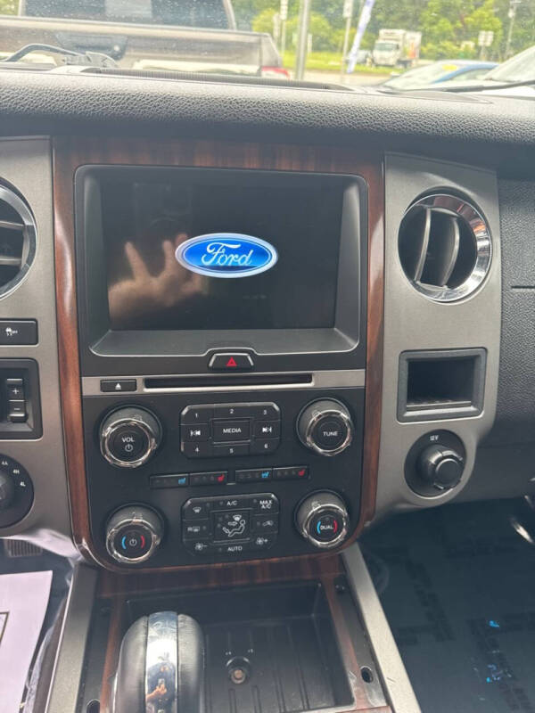 2017 Ford Expedition Platinum