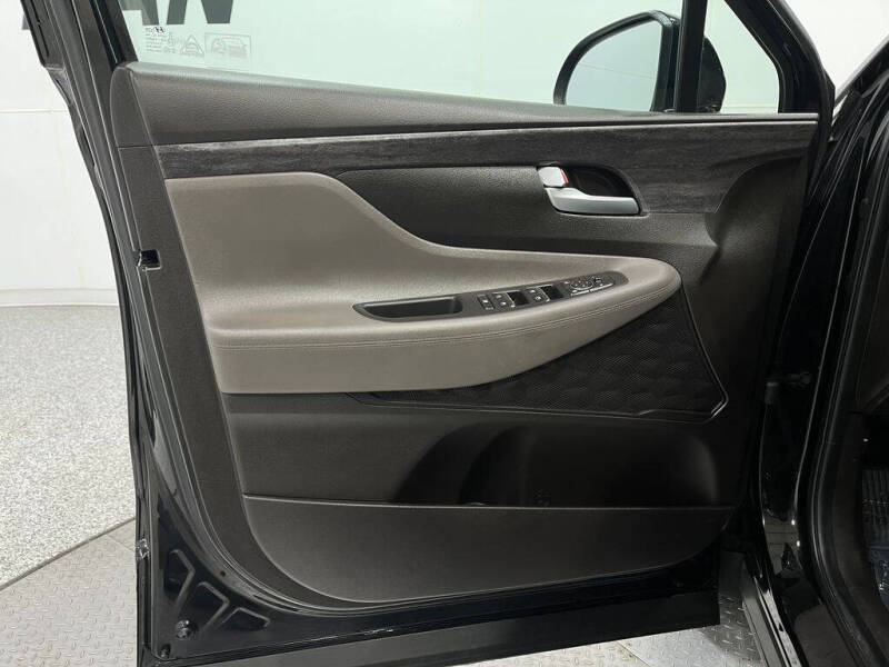 2020 Hyundai Santa Fe SE