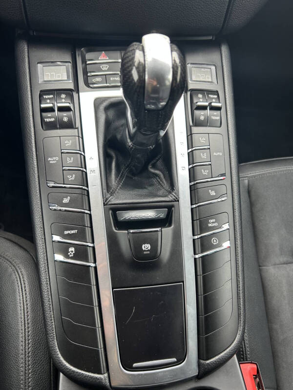 2016 Porsche Macan S
