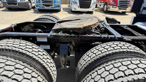 2023 Freightliner Cascadia