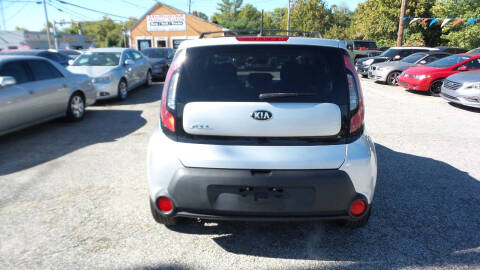 2015 Kia Soul +
