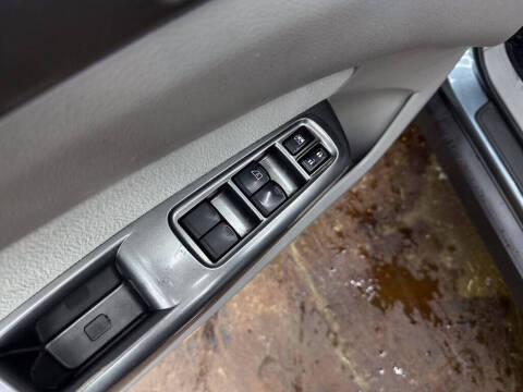 2013 Subaru Forester 2.5X Limited