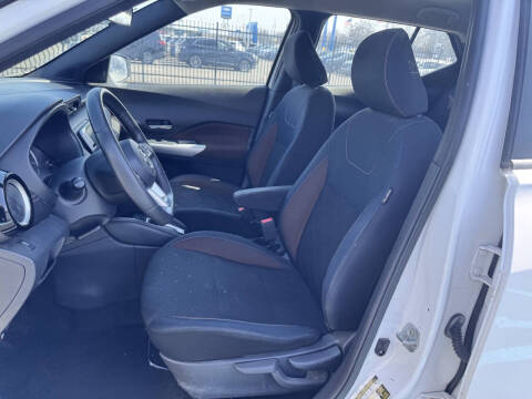 2018 Nissan Kicks SR