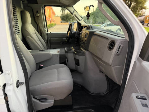 2009 Ford E-Series E-250