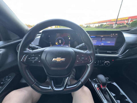 2025 Chevrolet Trax RS