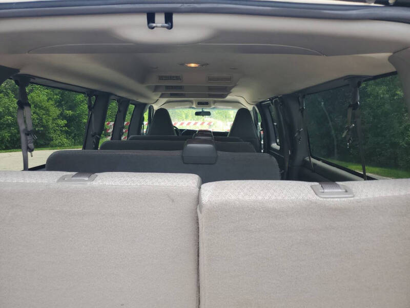 2017 Chevrolet Express LS 3500