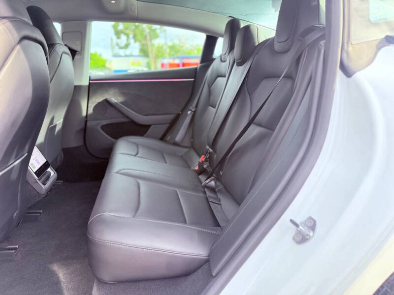 2025 Tesla Model 3 Long Range