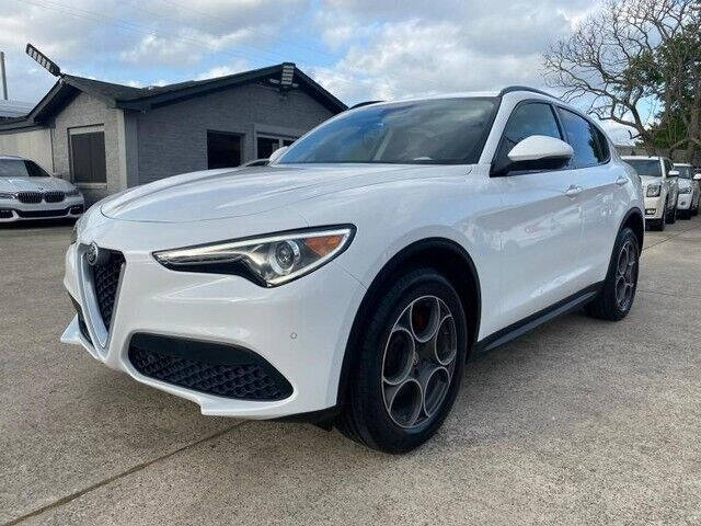 2018 Alfa Romeo Stelvio Sport