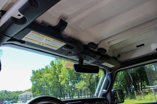 2023 Jeep Gladiator Overland