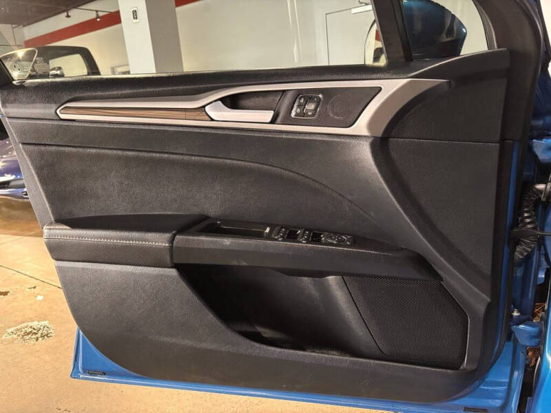 2020 Ford Fusion SEL