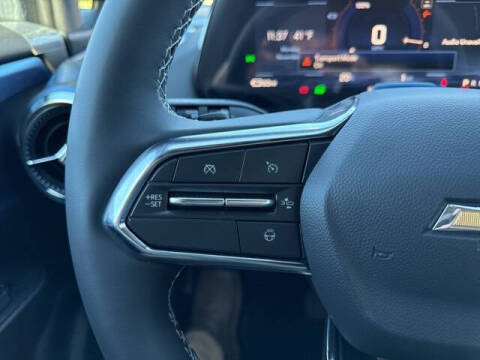 2026 Chevrolet Equinox EV LT 2