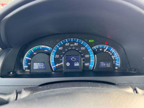 2014 Toyota Camry Hybrid LE