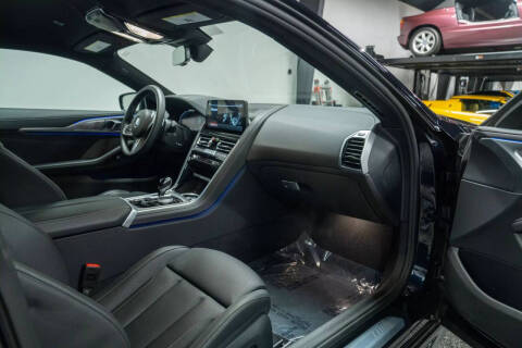 2025 BMW 8 Series 840i